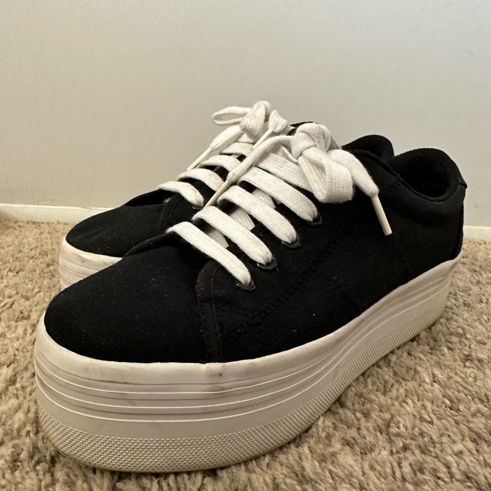 JC Play by Jeffery Campbell platform sneakers size 9